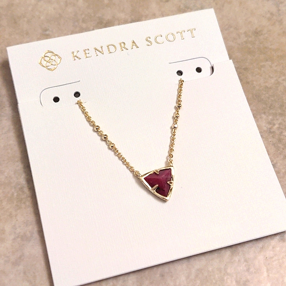 NEW Kendra Scott Perry Gold Pendant Necklace in Raspberry Labradorite